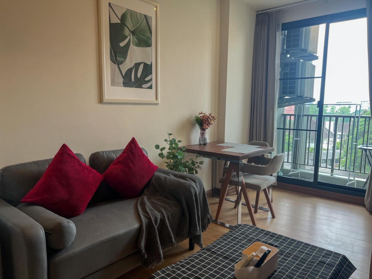 The Astra Luxury In Town Apartment *